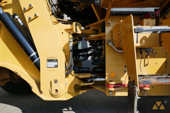 2017 Caterpillar 938M