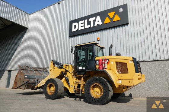 2017 Caterpillar 938M