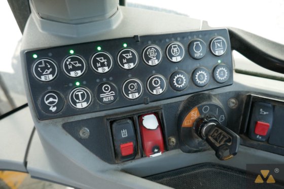 2017 Caterpillar 938M