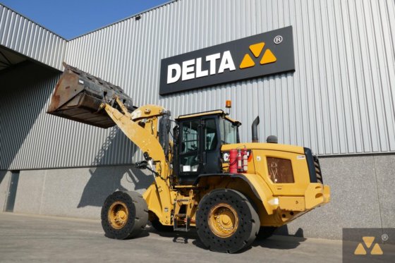 2017 Caterpillar 938M
