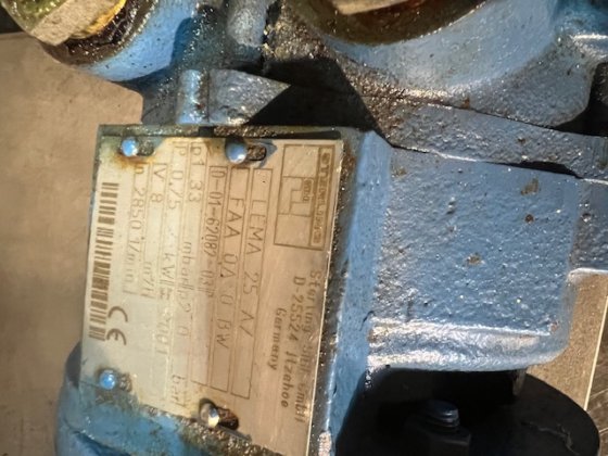 LEMA 25 真空ポンプ