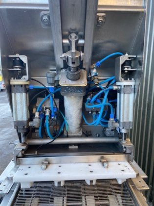 科普斯VM400HD成形机