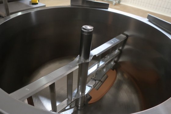 2017 Joni 500 升电热水壶