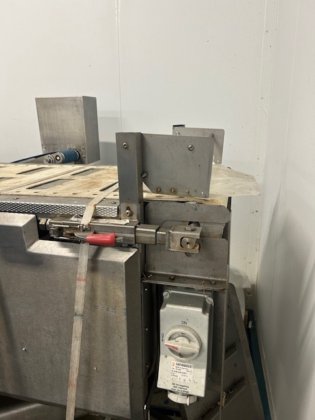 オフシェル海老剥離機