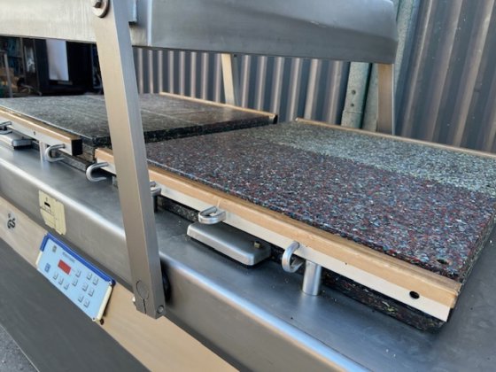 1998 マルチバックC500ツイン真空包装機