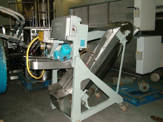 2000 Baader 417 Heading Machine