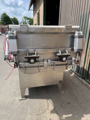 700 升带式搅拌机