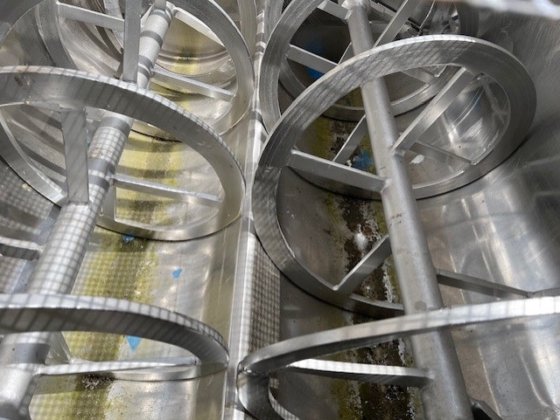 700 升带式搅拌机