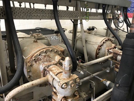 1994年 APVスクリューコンプレッサー