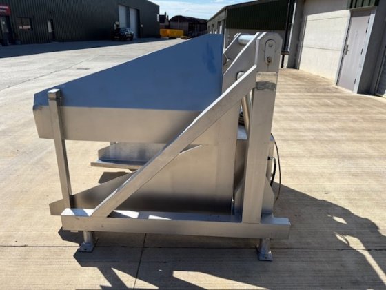 液压垃圾箱翻斗车