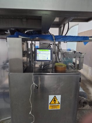 配备 Sandiacre 装袋机的 Ishida 多头称重机