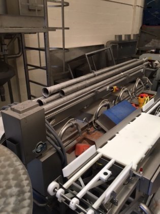 2010年 メタメカニカ社製コウイカ解体ライン