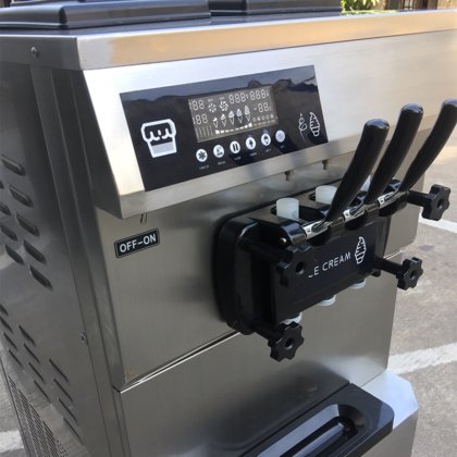 软冰淇淋机
