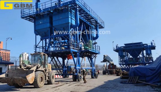 港湾トラック積載用移動式防塵ホッパー