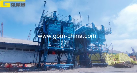 港湾トラック積載用移動式防塵ホッパー