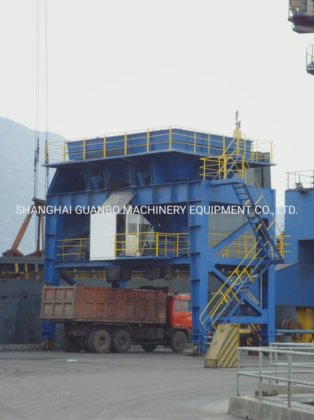 トラックへの移動式ポートホッパーの積載