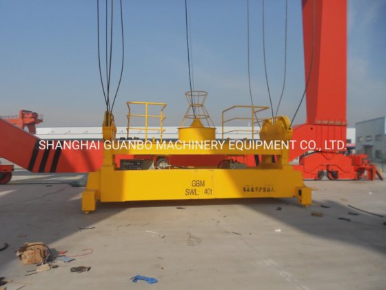 コンテナヤード用伸縮式スプレッダー（20フィート40フィート）