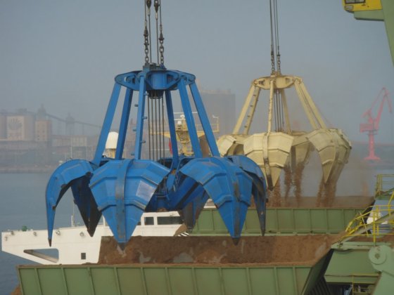 双绳橘皮式机械抓斗