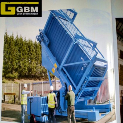 广泛使用的集装箱旋转吊具，用于处理开放式油罐集装箱