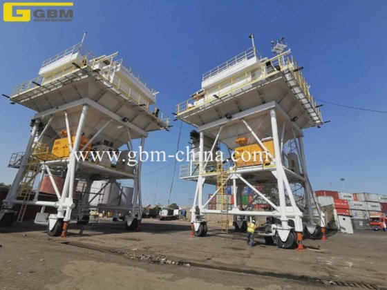 港湾貨物取扱用高性能バッグフィルター式防塵ホッパー