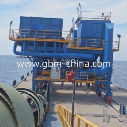 バルク貨物用港湾防塵トラック積載ホッパー