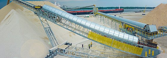 用于散货码头船舶装载的散装物料移动装船机