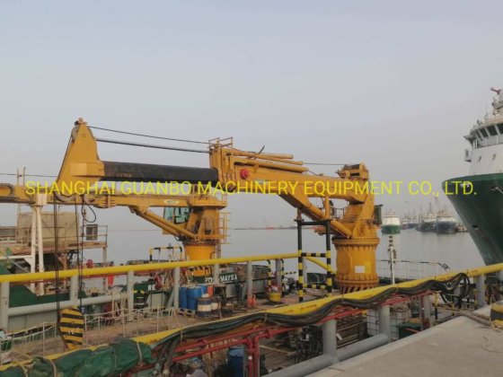 3t@40m 伸縮ブーム式マリンクレーン
