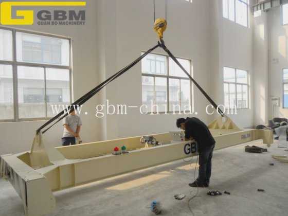 优质20英尺-40英尺半自动集装箱吊具/升降架