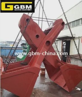 四绳蛤壳式机械剪刀式抓斗，用于刮煤