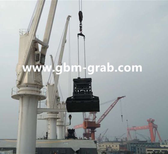 25吨港口无线遥控抓斗，6-12立方米，用于处理散装货物