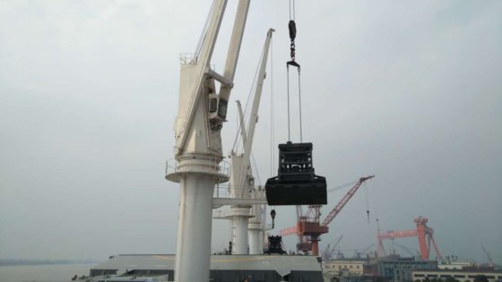 广泛使用的双缸12cbm遥控抓斗//用于船舶起重机的抓斗