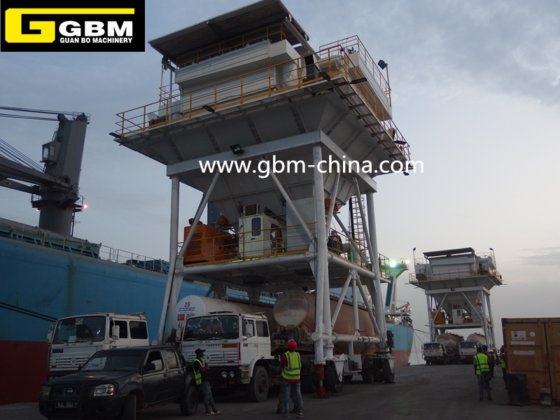 移動式防塵セメントホッパー