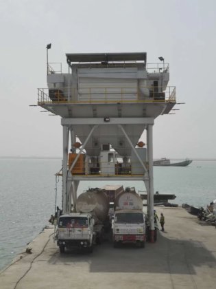 Gbm 环保料斗/防尘料斗，适用于水泥卡车装载