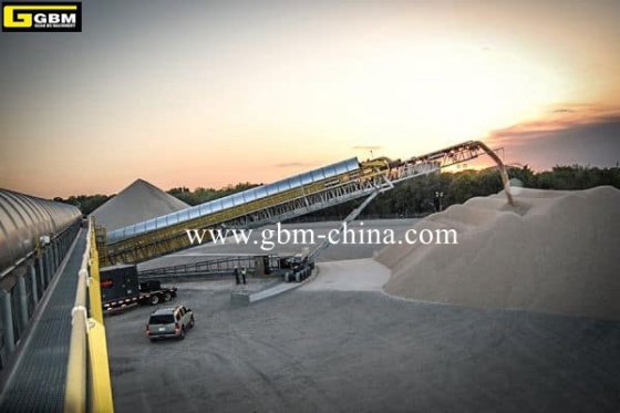 带除尘器的港口散货装船机