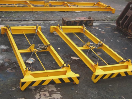 Gbm 20FT 40FT半自动集装箱吊具