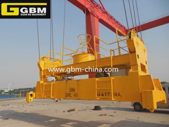 Gbm Vollautomatischer Containerspreizer mit 360