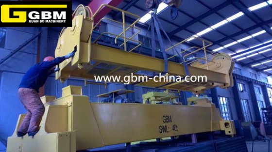 岸边吊具液压伸缩吊具集装箱吊具 20 英尺 40 英尺