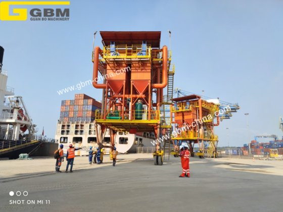 Gbm 60cbm 轮胎式环保料斗，用于处理水泥/熟料