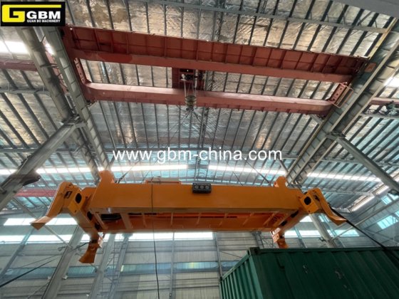 Gbm 20-40英尺电动伸缩集装箱吊具