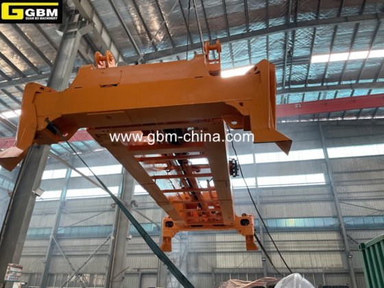 Gbm 20-40英尺电动伸缩集装箱吊具