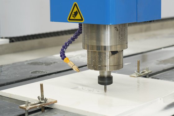 1228 石材数控雕刻机，带水平锯轴