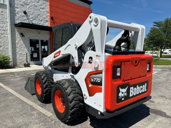 Bobcat S770 V2