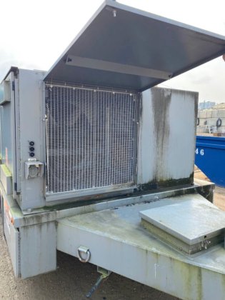 シンプレクス・トライデント・トレーラー・ロード・バンク 500KW