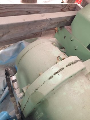 サレール、オイルセパレーター・コンプレッサー・フレーム付きニューサープラス