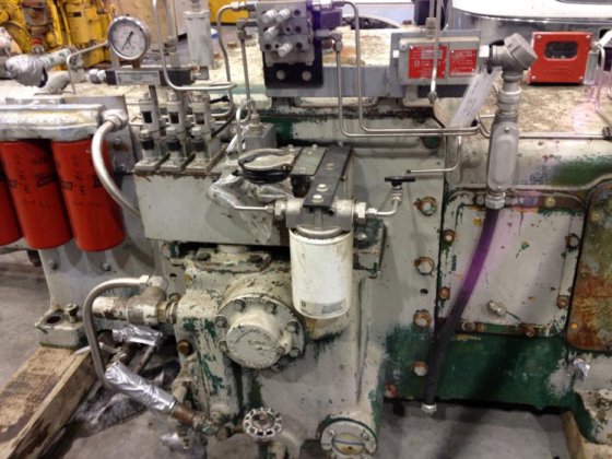 ワージントン OF5 SU4 コンプレッサー