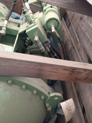 サレール、オイルセパレーター付きニューサープラス、コンプレッサーフレーム