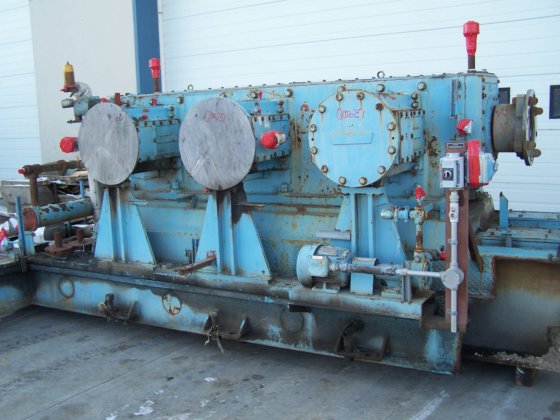 白色，压缩机框架