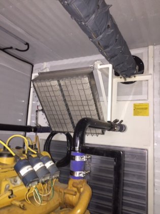 集装箱式卡特彼勒 170 千瓦、天然气、480 伏发电机组