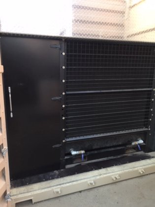 集装箱式卡特彼勒 170 千瓦、天然气、480 伏发电机组