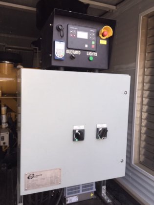 集装箱式卡特彼勒 170 千瓦、天然气、480 伏发电机组